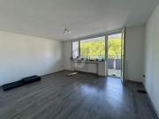 HELL UND FRISCH SANIERT IN RUHIGER LAGE HELL UND FRISCH SANIERT IN RUHIGER LAGE