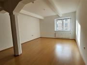 Hell und geräumig Morgensonne