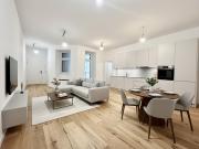 HELL UND MODERN 2 ZIMMERWOHNUNG MIT BALKON NÄHE SCHLOSS...