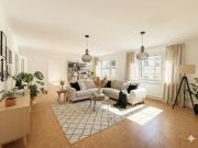 HELL UND SEHR GROSSZÜGIG HOCHWERTIG SANIERTE 5 ZIMMER...