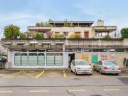 Hell und zentral perfekt für Ihr Business oder als...