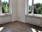 Helle 1,5 Zimmer Wohnung mit Einbauküche in guter Lage