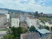 Helle 1,5 Zimmer Wohnung mit Loggia im 10. Stock