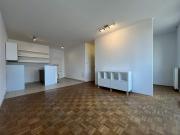 Helle 1,5 Zimmer Wohnung mit Loggia nahe U6/Station...