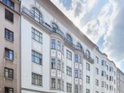 Helle 2 Zimmer Altbauwohnung im 3. Stock ?