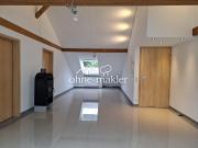 Helle 2,5 Zimmer Dachgeschosswohnung in Albershausen...