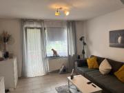 Helle 2,5 Zimmer Wohnung mit Balkon & Einbauküche