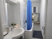 helle 2,5 Zimmerwohnung mit 90 qm Wohnfläche mit Balkon