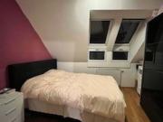 Helle 2 Zimmer Dachgeschoß Wohnung in bester Lage 1050 Wien!