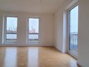 Helle 2 Zimmer Dachgeschosswohnung mit Dachterrasse in...