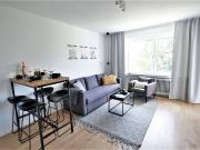 Helle 2 Zimmer Wohnung – 45 m² – mit Balkon