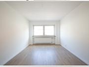 Helle 2 Zimmer Wohnung – Erstbezug nach Sanierung in...