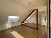 helle 2 Zimmer Wohnung generalsaniert / Nähe...