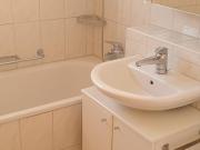 Helle 2 Zimmer Wohnung in ruhiger Lage am Hönggerberg