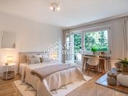 Bezugsfreie, frisch sanierte 2 Zimmer Wohnung mit 2...