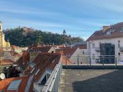 helle 2 Zimmer Wohnung mit 63 m² Terrasse mit...