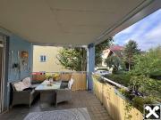 Helle 2 Zimmer Wohnung mit Balkon