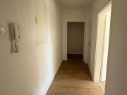 Helle 2 Zimmer Wohnung mit großem Wohnbereich in...