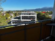 Helle 2 Zimmer Wohnung mit Loggia und Kellerabteil in...