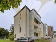 Helle 2 Zimmer Wohnung mit Loggia und Küche in...