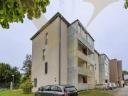 Helle 2 Zimmer Wohnung mit Loggia und Küche in...