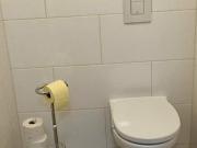 Helle 2 Zimmer Wohnung mit möblierter Küche in zentraler...