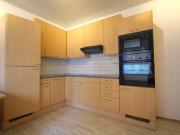 Helle 2 Zimmer Wohnung mit Parkplatz und Balkon, in...