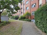 Helle 2 Zimmer Wohnung mit schönem Balkon