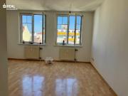 HELLE 2 ZIMMER WOHNUNG sofort beziehbar