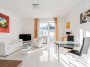 Helle 2 Zimmer Wohnung, top ausgestattet