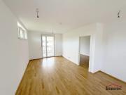 Helle 2 Zimmerwohnung mit Balkon ideal für Singles oder...