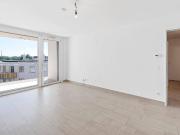 Helle 2 Zimmerwohnung mit Balkon und Wellnessbereich in...