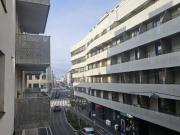 Helle 2 Zimmerwohnung mit Einbauküche, Parkett und Balkon