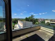 Bright 3 room duplex apartment in quiet residential area...