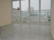 Helle 3,5 Zimmer Wohnung mit Wintergarten & Loggia...