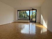 helle 3 raumwohnung mit parkett und balkon!