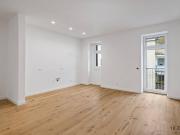 Helle 3 ZIMMER ALTBAUWOHNUNG, Ruhelage in den Innenhof,...