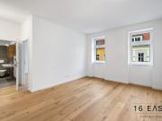 HELLE 3 ZIMMER ALTBAUWOHNUNG, SÜDLICHE AUSRICHTUNG,...