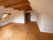 Helle 3 Zimmer Dachgeschosswohnung – 70 m² Linden Süd