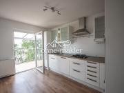 Helle 3 Zimmer Dachgeschosswohnung mit 2 Balkonen und...