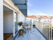 Helle 3 Zimmer Dachgeschoßwohnung mit Wohnküche und Balkon