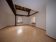 Helle 3½ Zimmer Dachwohnung mit Galerie in Biel