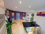 Helle 3 Zimmer Eigentumswohnung mit zwei Loggias in...