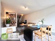 Helle 3 Zimmer Maisonette Wohnung mit Balkon, Düsseldorf...