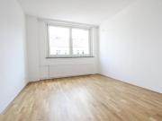 HELLE 3 ZIMMER WOHNUNG!