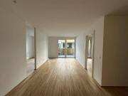 Helle 3 Zimmer Wohnung in ruhiger Lage nahe U Bahn...