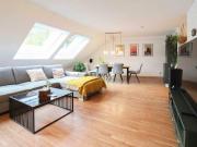 Helle 3 Zimmer Wohnung in Schloß Neuhaus mit Effizienz...