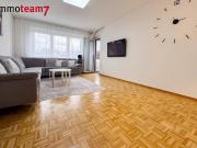 Helle 3 Zimmer Wohnung mit 2 Balkonen in zentraler Lage...