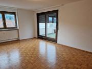 Helle 3 Zimmer Wohnung mit Aufzug und Einzelgarage