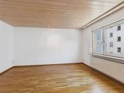 Helle 3 Zimmer Wohnung mit Einbauküche und Balkon in...